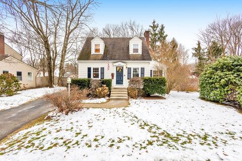 Photo of 18 Westbrook Road, Worcester, MA 01602 (MLS # 73462362)