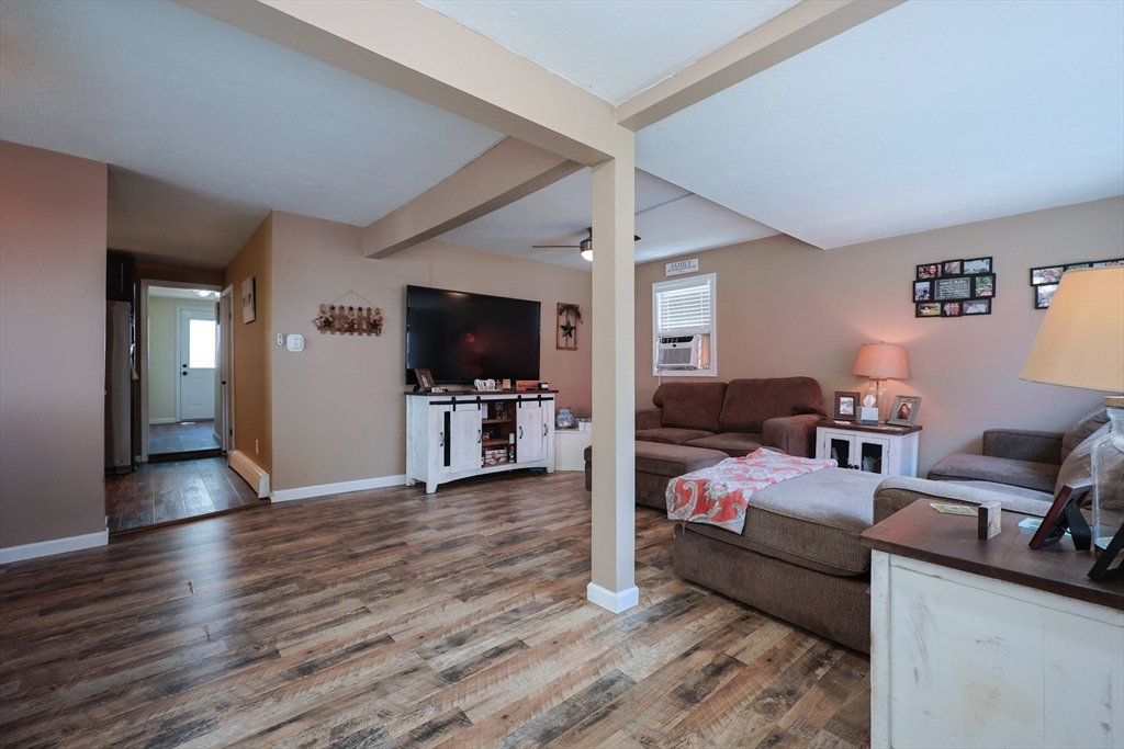 363 Tyngsboro Rd