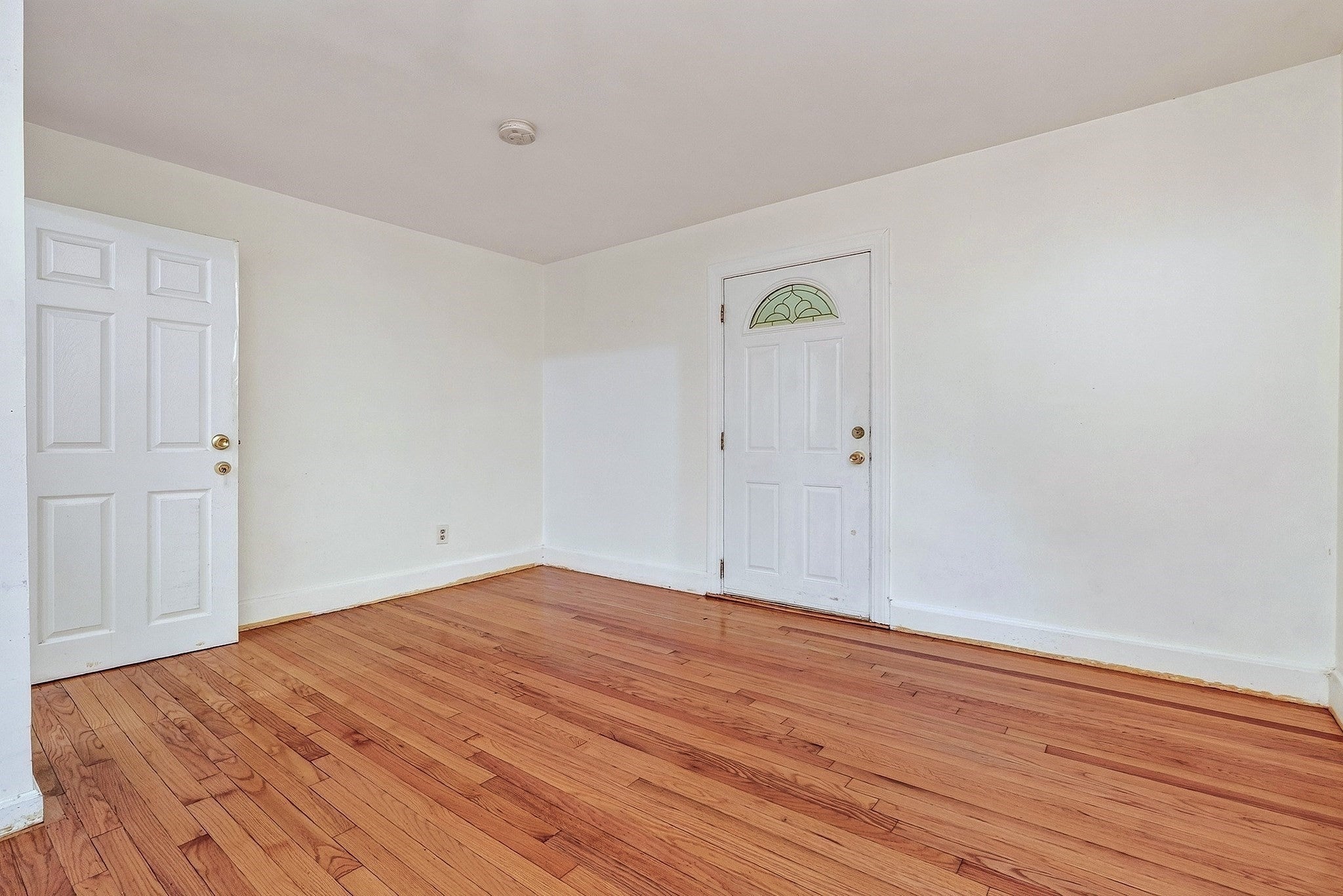 89 Dutton St