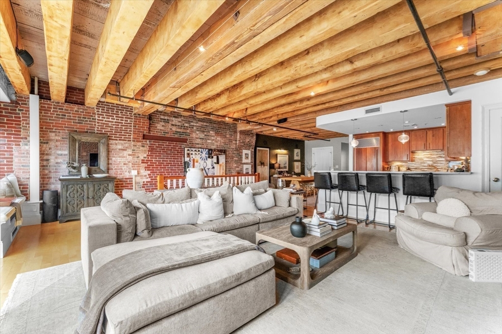 36 Commercial Wharf 2