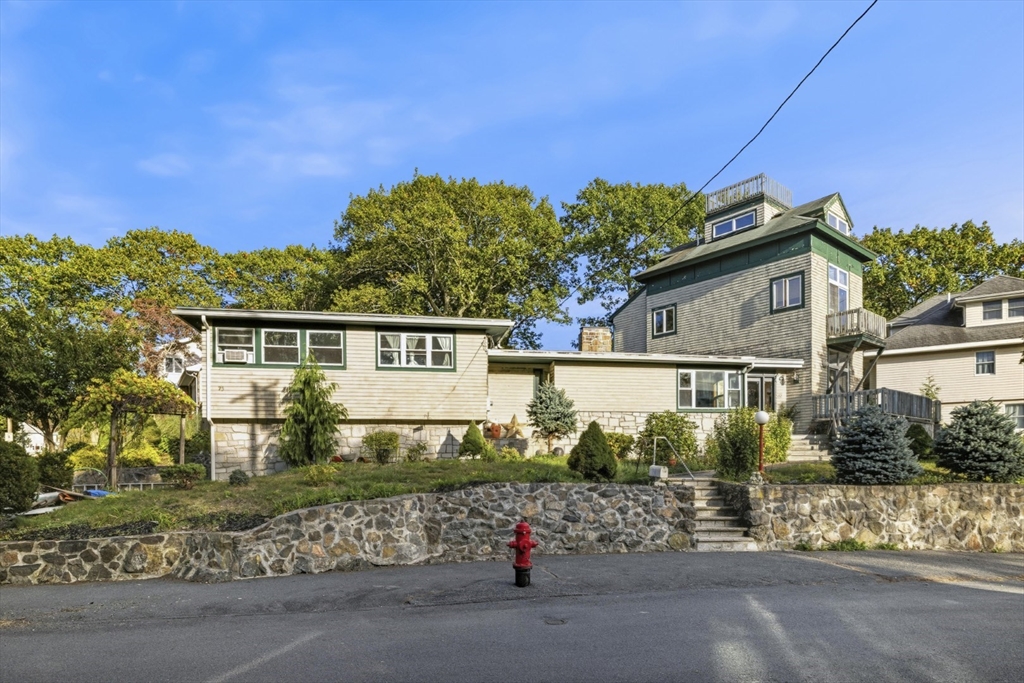 75 Bay View Dr