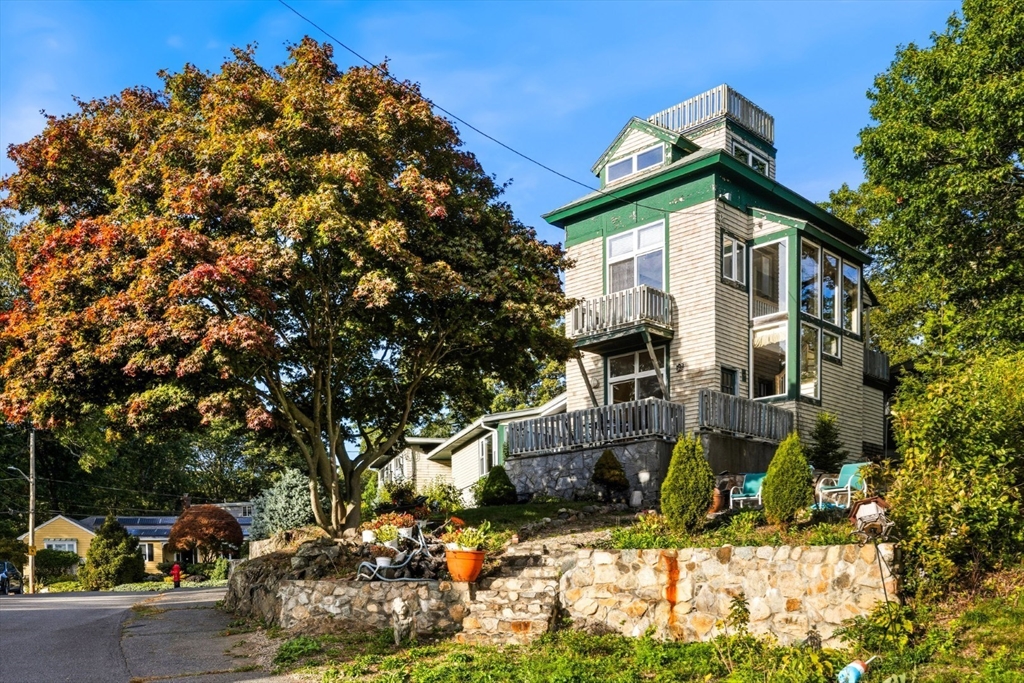 75 Bay View Dr