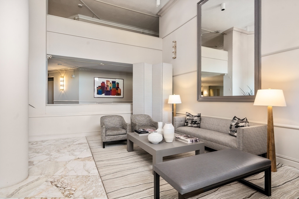 280 Boylston St 415