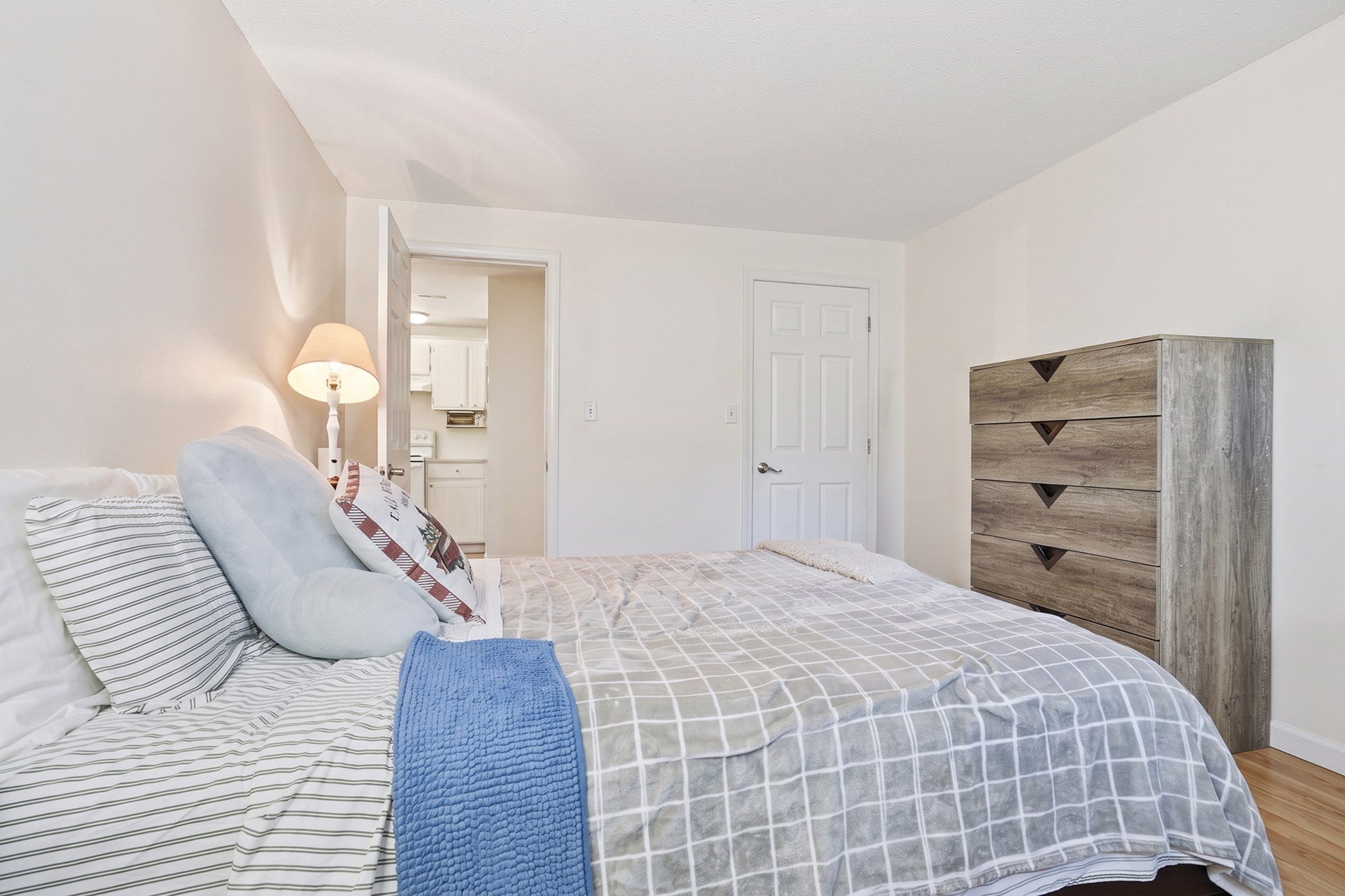 6 Greenbriar Drive #104, North Reading, MA, 6 Greenbriar Drive #104, North Reading, MA Photo #20
