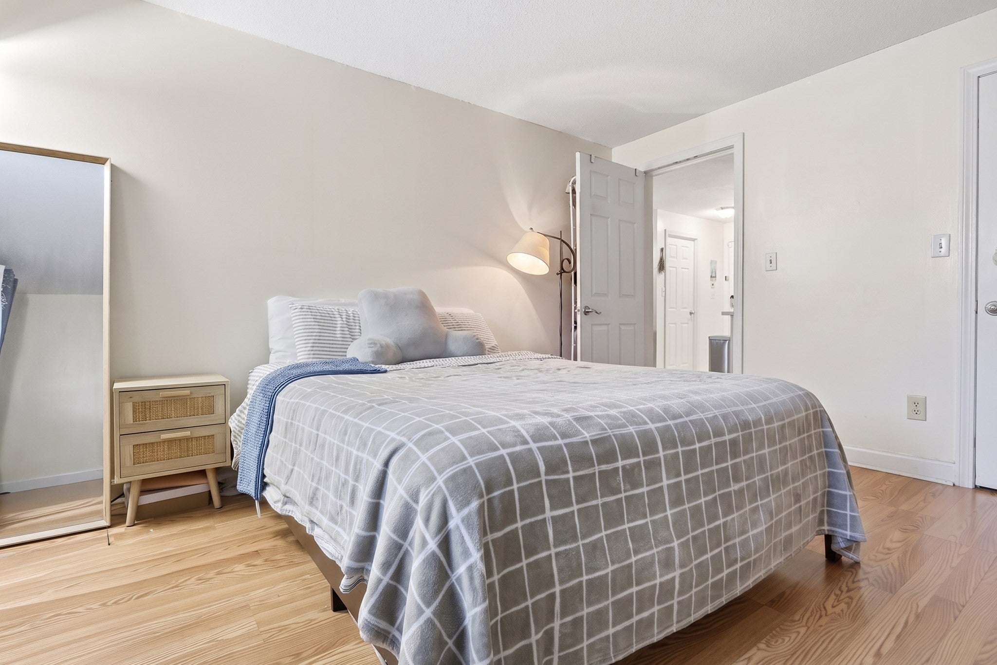 6 Greenbriar Drive #104, North Reading, MA, 6 Greenbriar Drive #104, North Reading, MA Photo #21