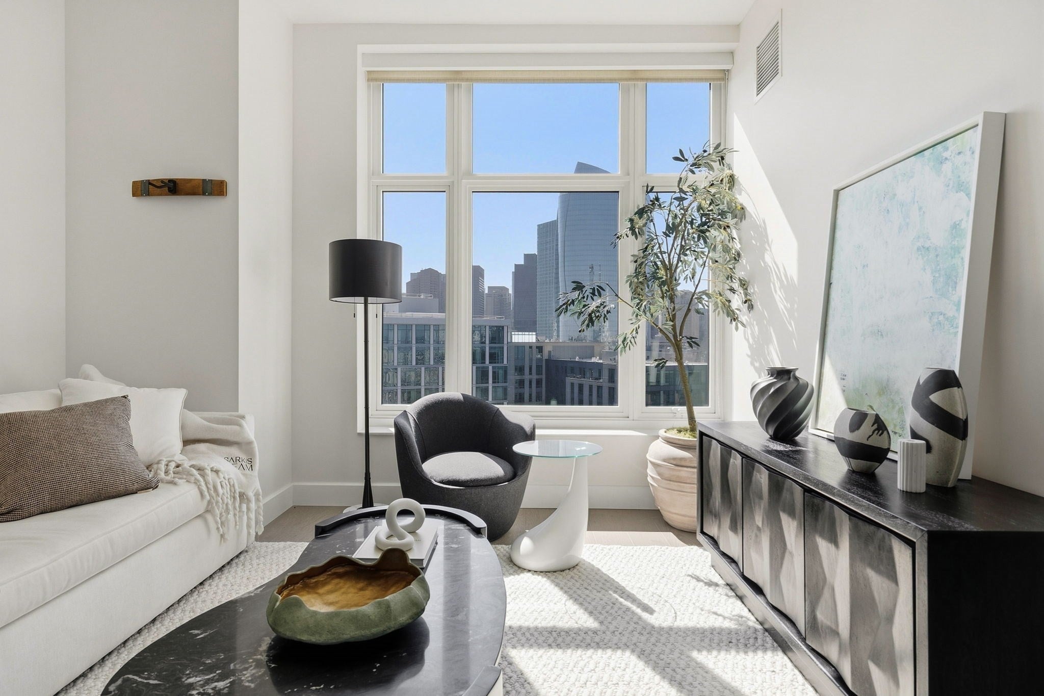 100 Lovejoy Wharf PH3C
