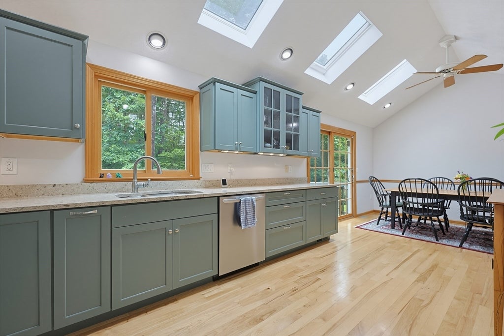 14 Pheasant Ridge Rd, Townsend, MA, 14 Pheasant Ridge Rd, Townsend, MA Photo #7