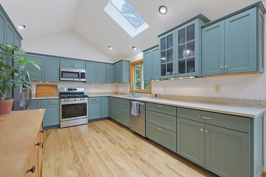 14 Pheasant Ridge Rd, Townsend, MA, 14 Pheasant Ridge Rd, Townsend, MA Photo #5