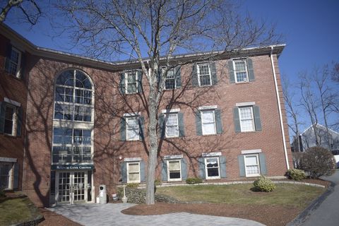 3 Baldwin Green Cmn 104 Woburn MA 01801