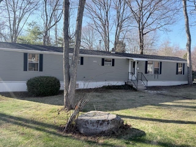 Photo 1 of 25 — 8 Nanatomqua N55, Brookfield, MA 01506