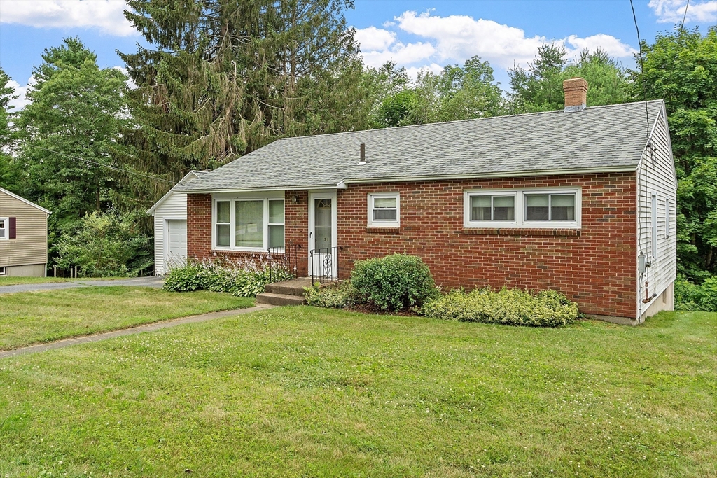 31 Ken Dr
