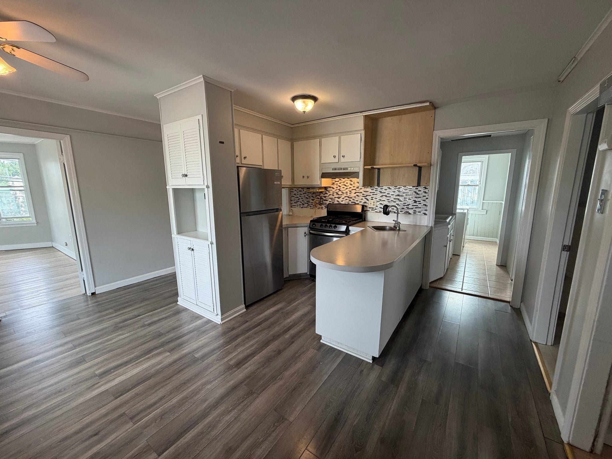 223 Mechanic St