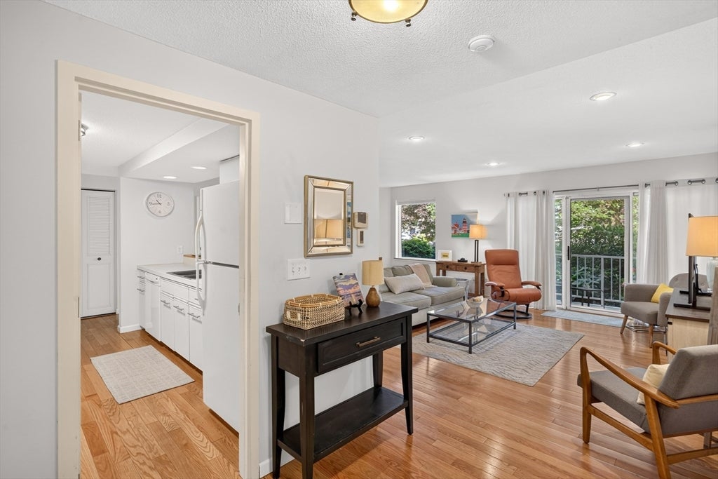 1 Belmont Rd APT 315, Harwich, MA, 1 Belmont Rd APT 315, Harwich, MA Photo #3