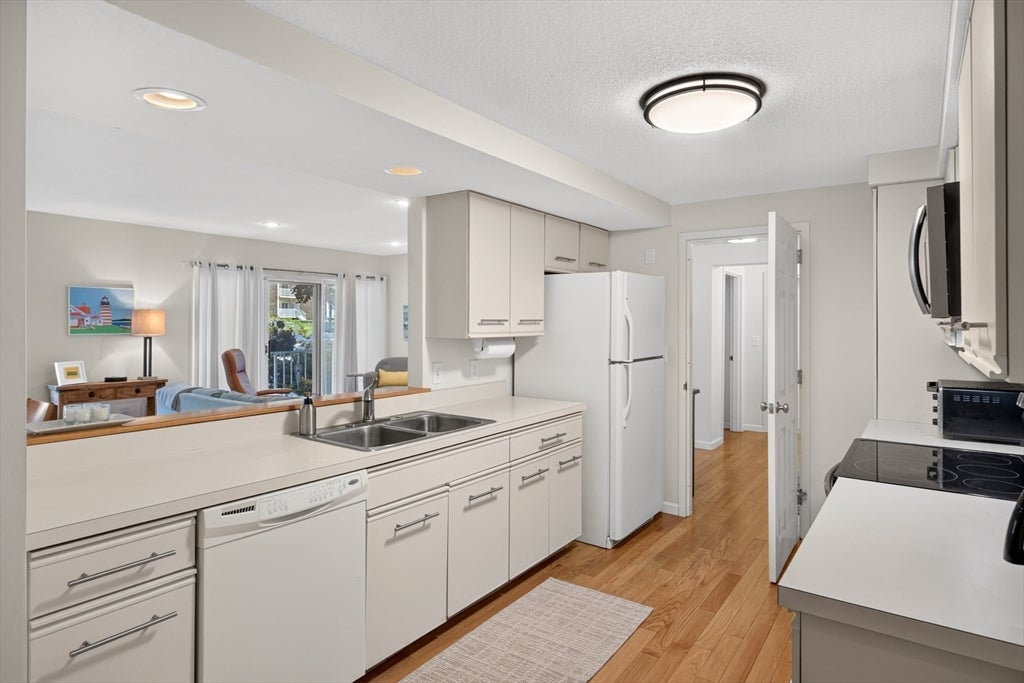 1 Belmont Rd APT 315, Harwich, MA, 1 Belmont Rd APT 315, Harwich, MA Photo #11