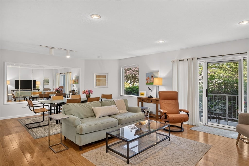 1 Belmont Rd APT 315, Harwich, MA, 1 Belmont Rd APT 315, Harwich, MA Photo #4