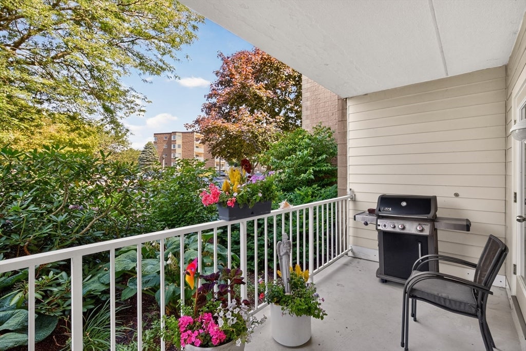 1 Belmont Rd APT 315, Harwich, MA, 1 Belmont Rd APT 315, Harwich, MA Photo #2