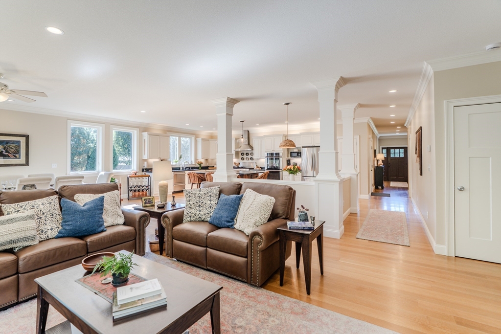 16 Rocky Hill Rd