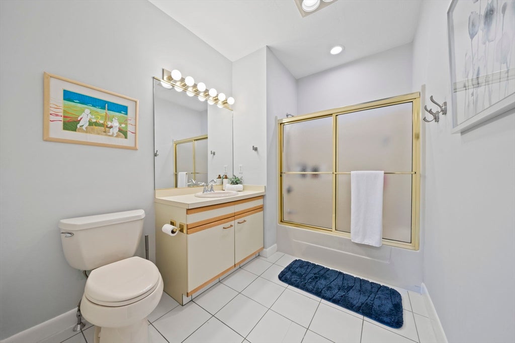 72 Kim Ter #C, Stoughton, MA Photo #12