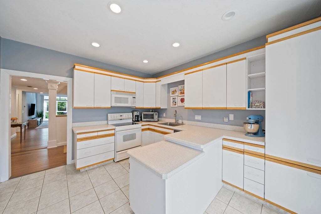 72 Kim Ter #C, Stoughton, MA Photo #4