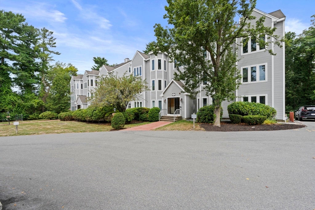 Photo of 72 Kim Ter, Stoughton, MA