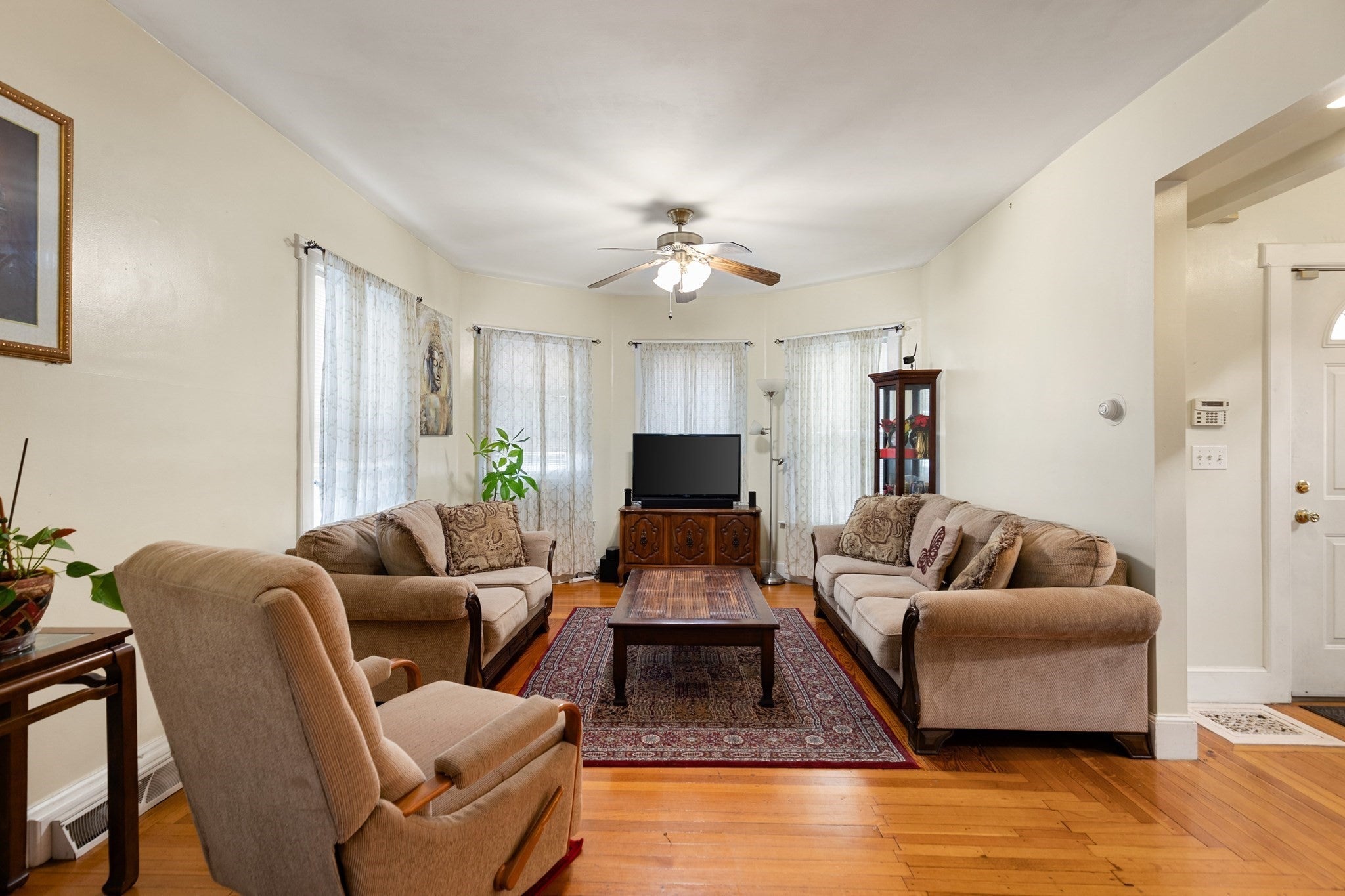 100 Euclid Ave, Lynn, MA, 100 Euclid Ave, Lynn, MA Photo #2