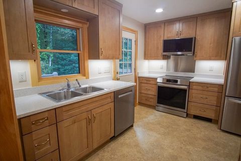 49 Conant Lincoln MA 01773