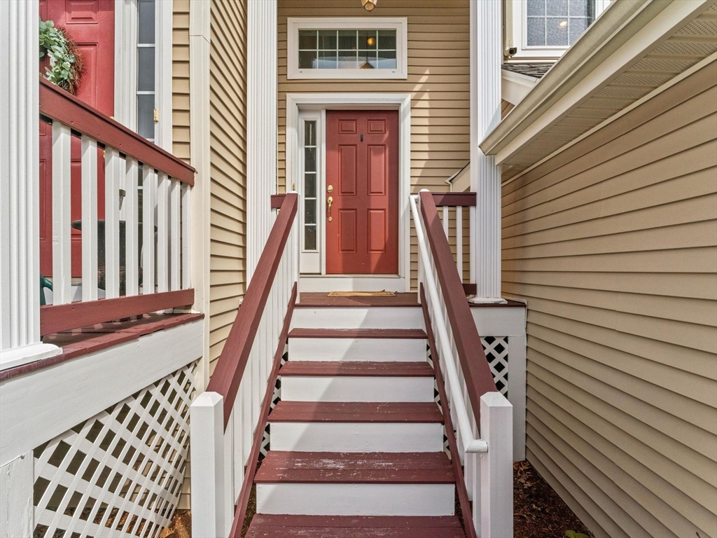 5 Robert Circle 6103