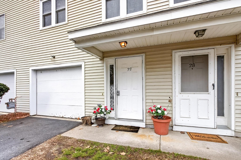 27 Towle Dr 27