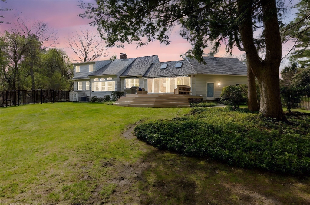 17 Whitmans Brook Drive