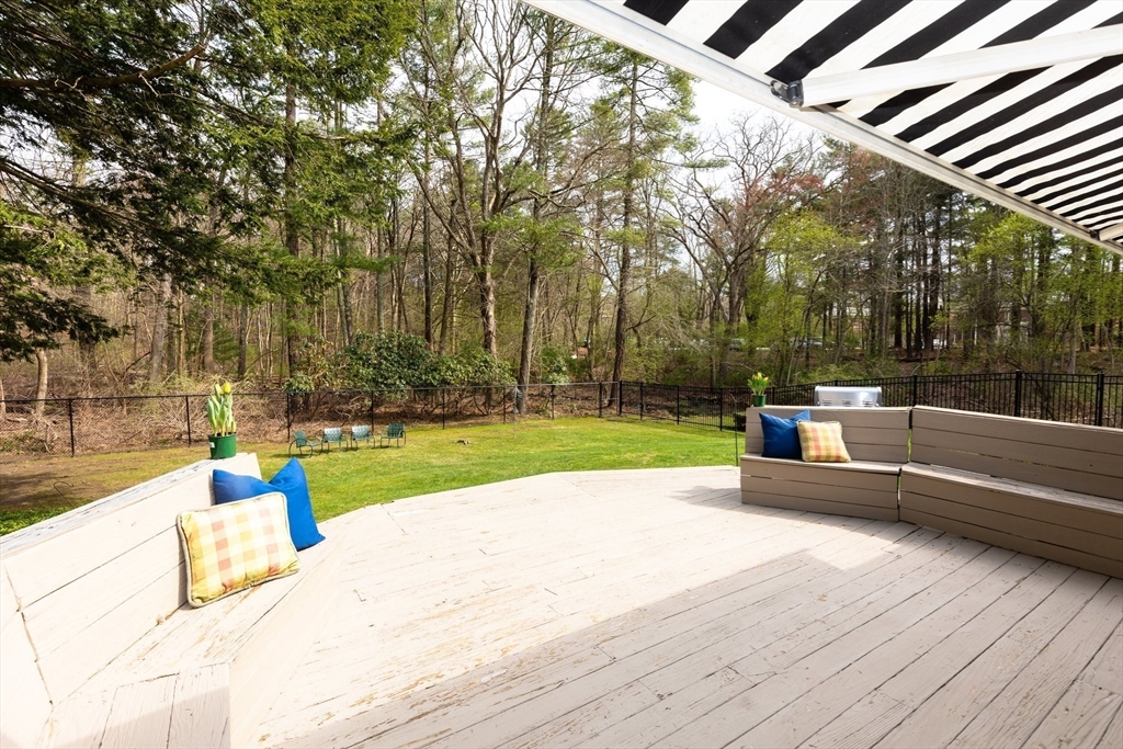 17 Whitmans Brook Drive