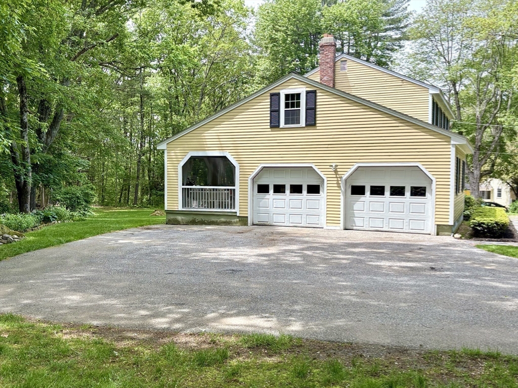 2 Westland Dr
