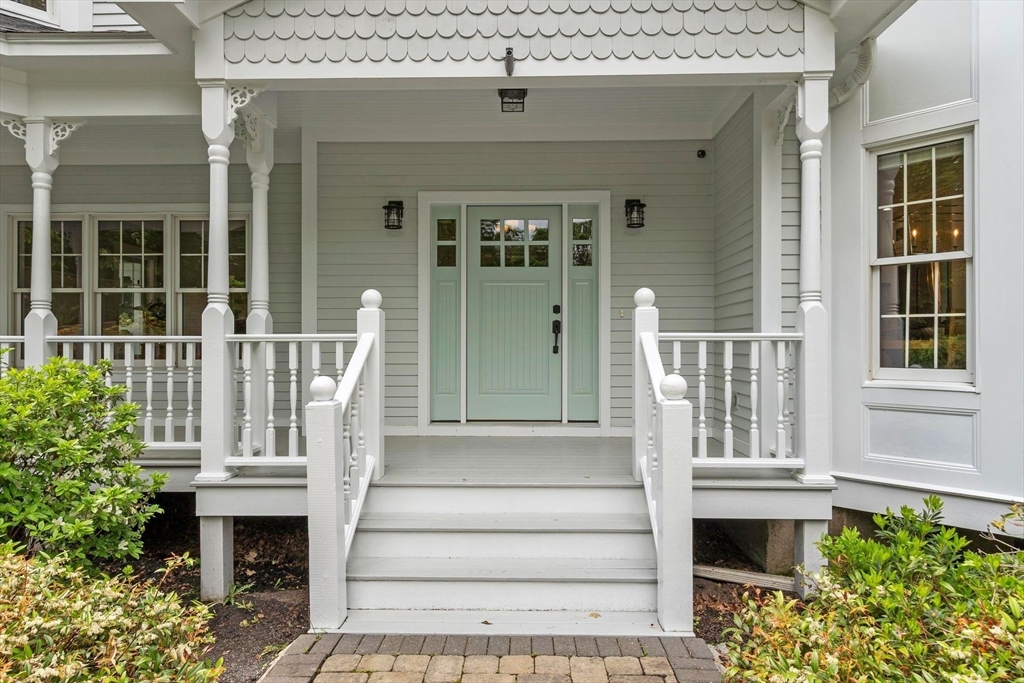 263 Elm St