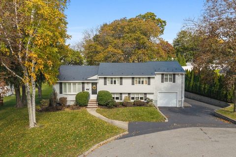 8 Mayflower Drive Stoneham MA 02180