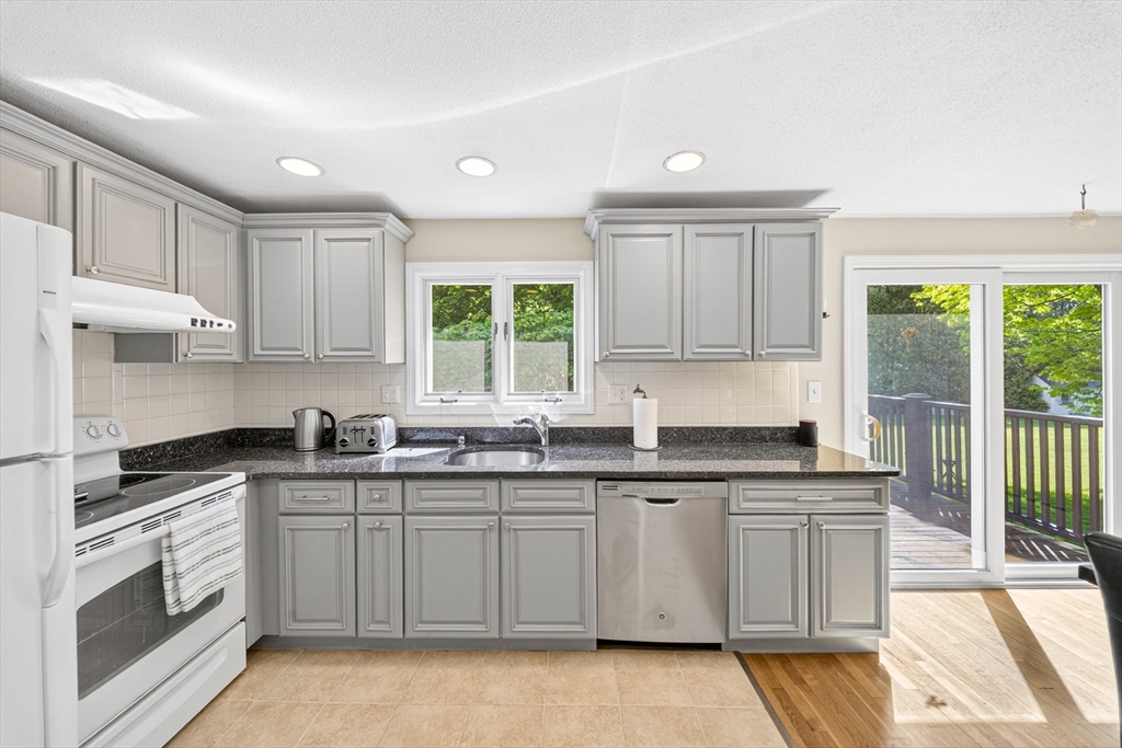 31 Elm Street, Acton, MA Photo #10