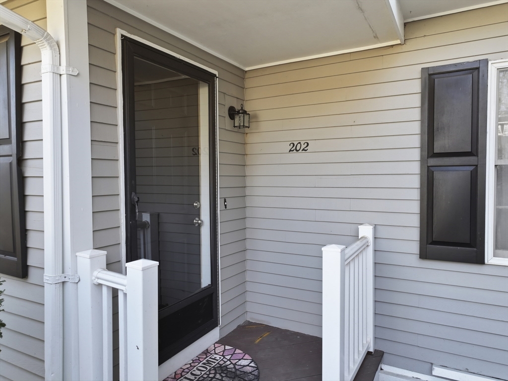 202 Torrey Ln Ext 202