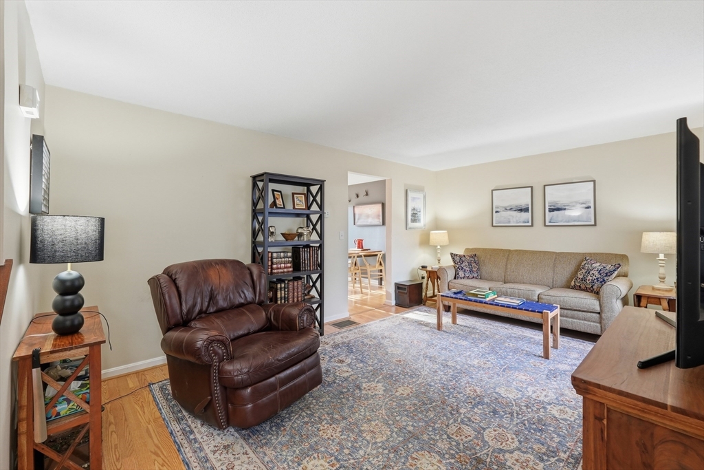 202 Torrey Ln Ext 202