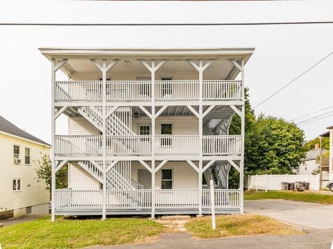Photo of 133 Baker St, Gardner, MA 01440 (MLS # 73519622)