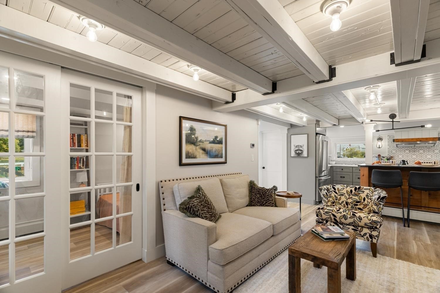 4 Tibbetts Ave, Danvers, MA Photo #8