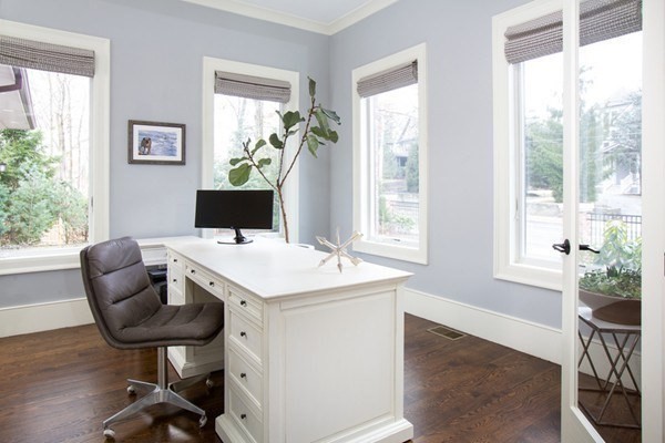 1580 Beacon St 1580