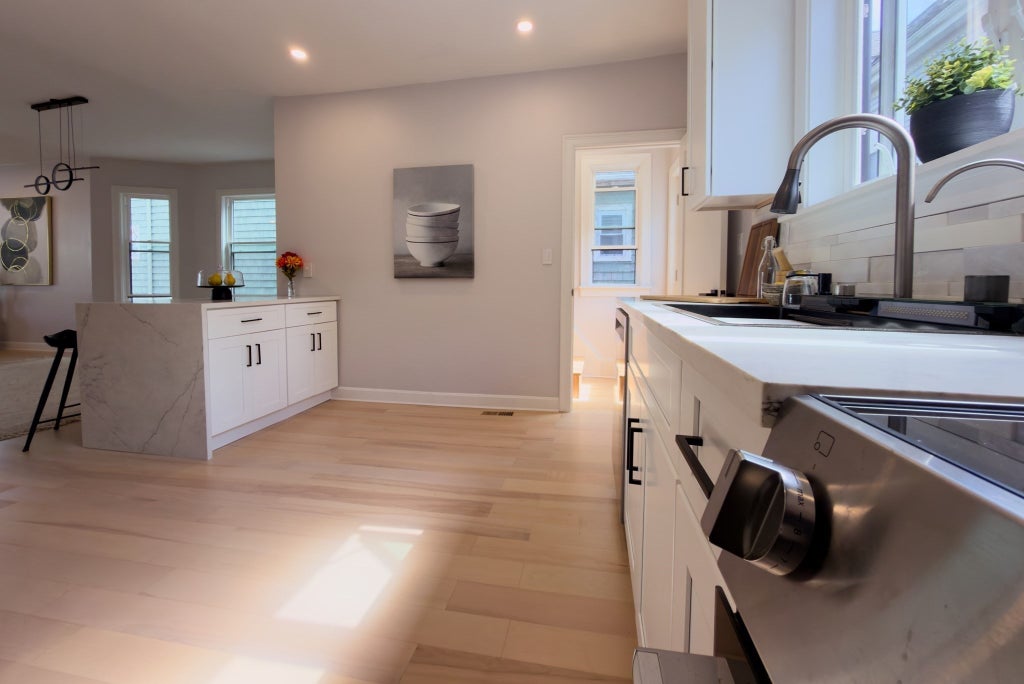 Photo of 446 Broadway #1, Somerville, MA 02145 (MLS # 73576102)
