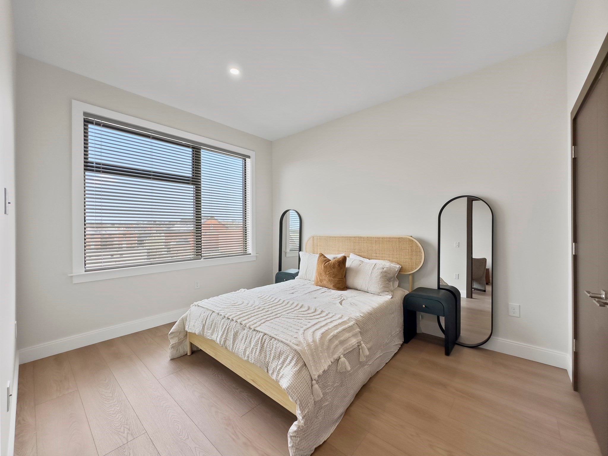 123 Essex ST #303, Lawrence, MA, 123 Essex ST #303, Lawrence, MA Photo #14