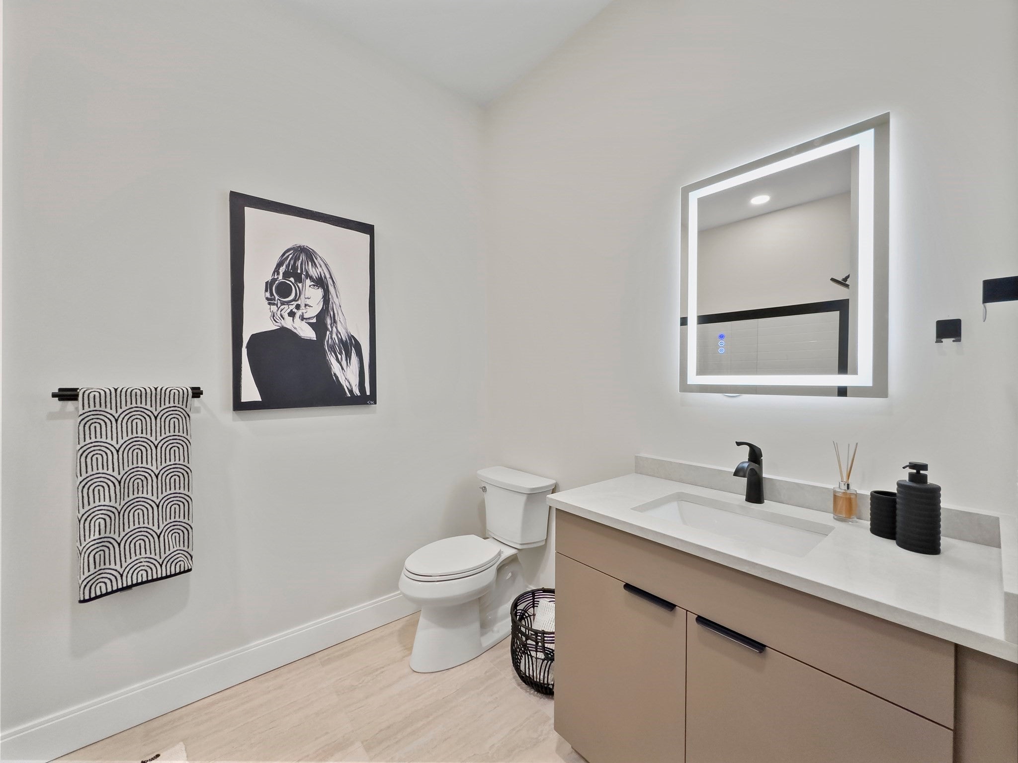 123 Essex ST #303, Lawrence, MA, 123 Essex ST #303, Lawrence, MA Photo #16