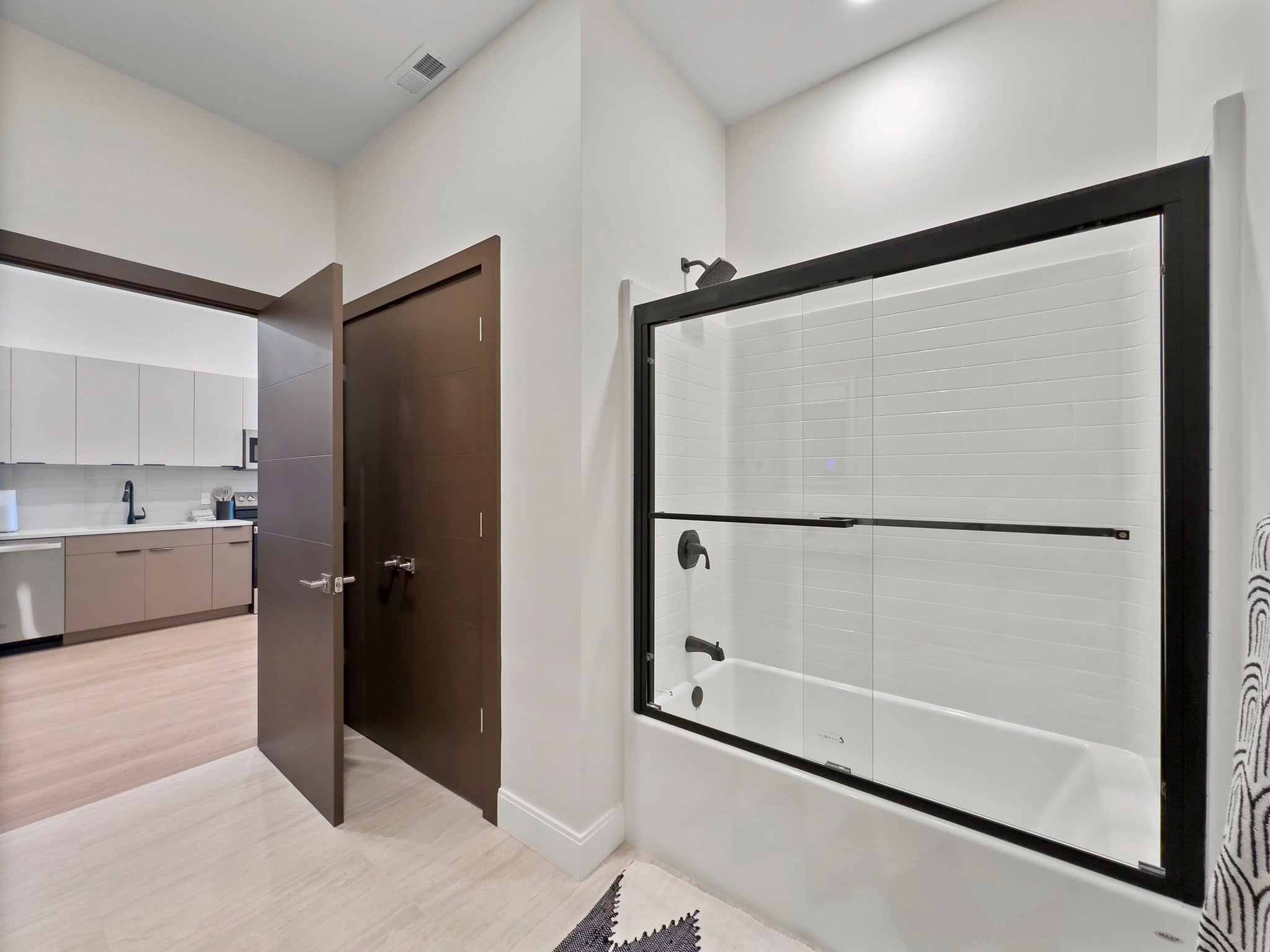 123 Essex ST #303, Lawrence, MA, 123 Essex ST #303, Lawrence, MA Photo #17