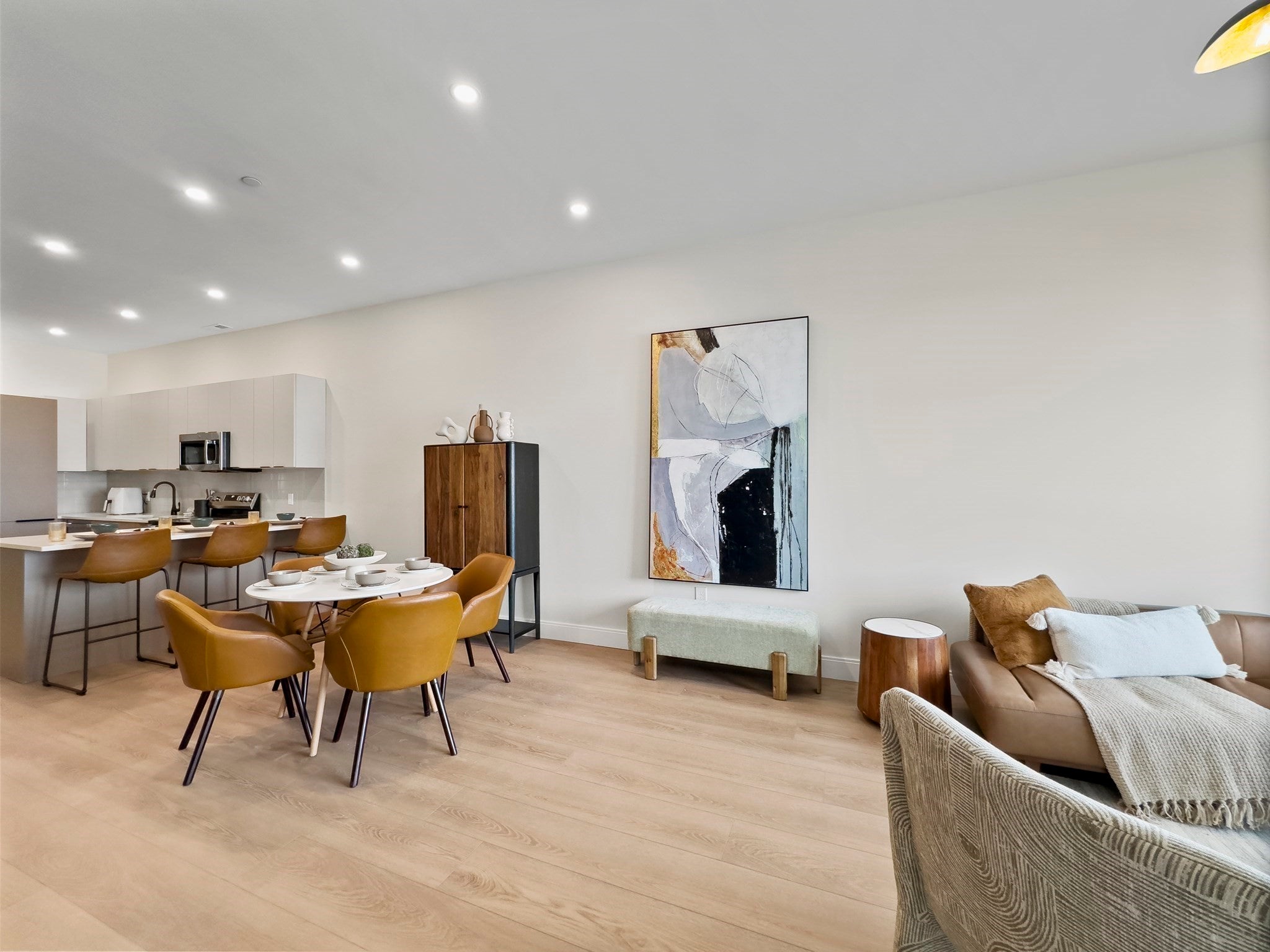 123 Essex ST #303, Lawrence, MA, 123 Essex ST #303, Lawrence, MA Photo #2