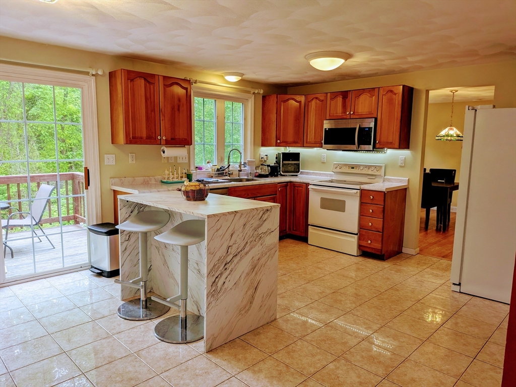 7 Van Norden Rd