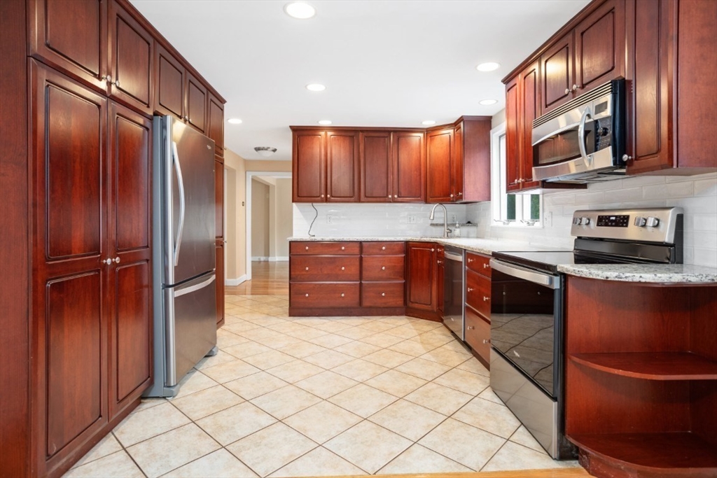 35 Faulkner Hill Road