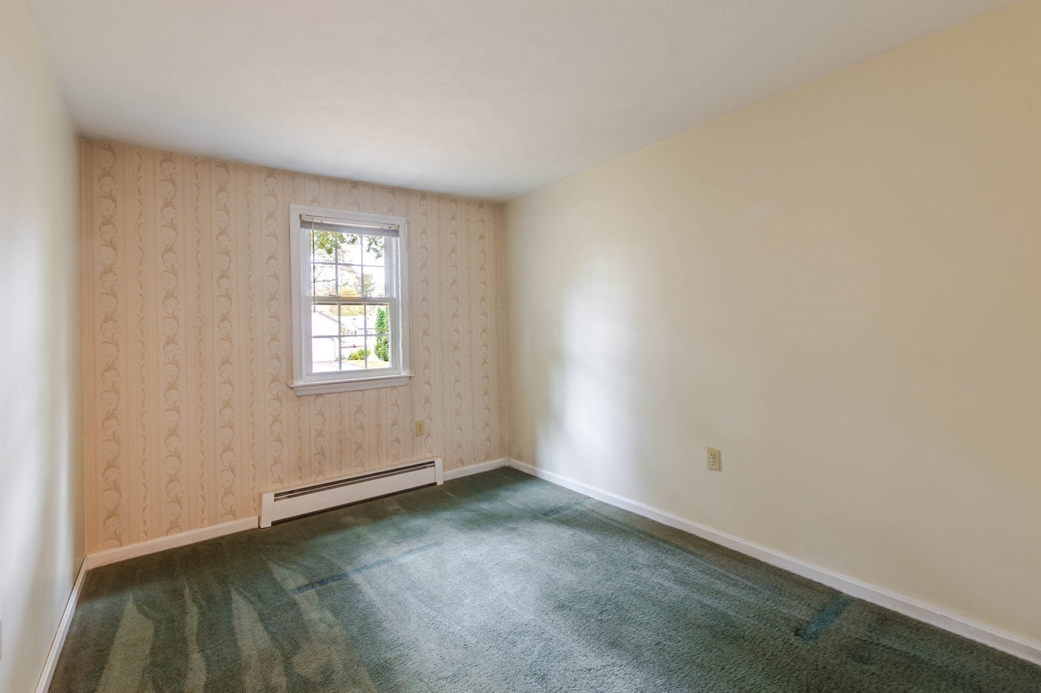12 Amy Ave, Leominster, MA, 12 Amy Ave, Leominster, MA Photo #20
