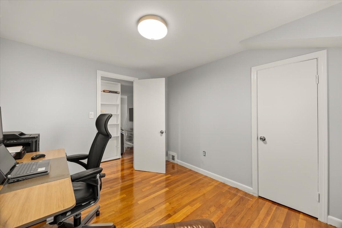 12 Randall Ave, Weymouth, MA, 12 Randall Ave, Weymouth, MA Photo #10