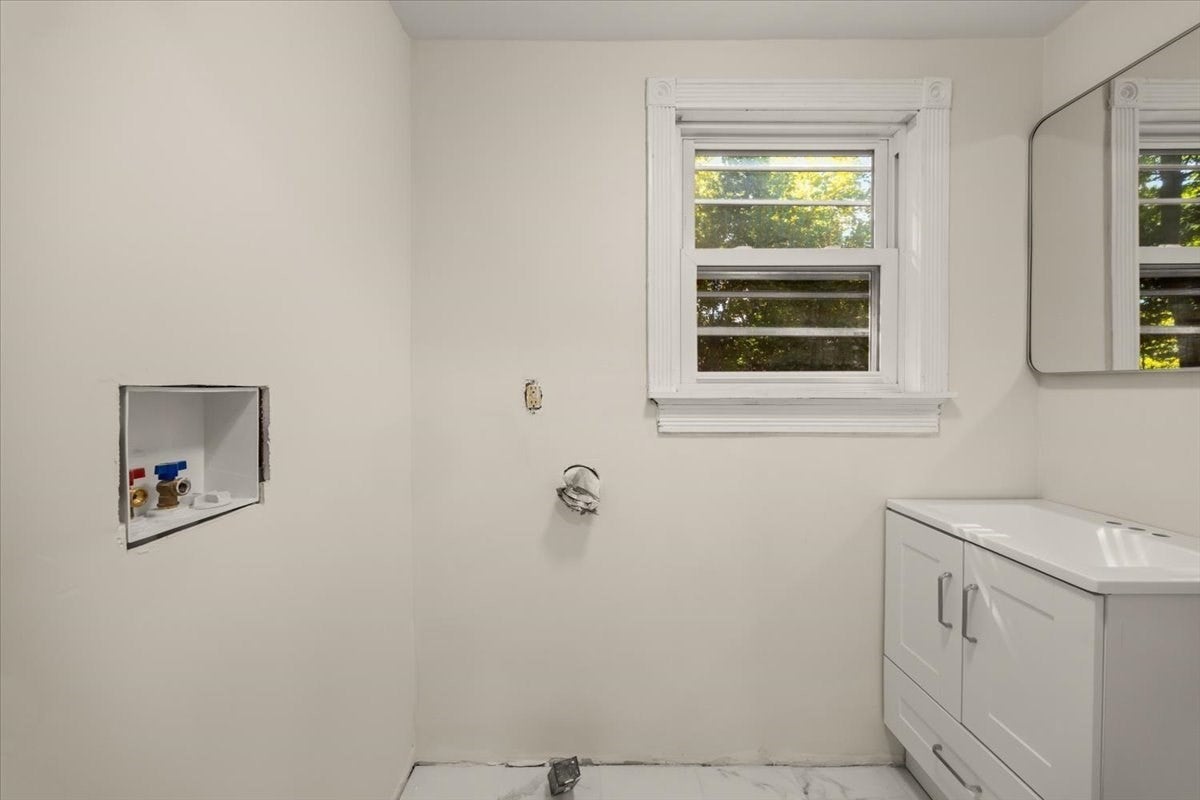 12 Randall Ave, Weymouth, MA, 12 Randall Ave, Weymouth, MA Photo #13