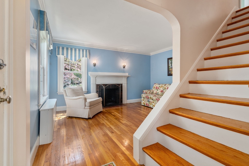 27 Hope Ave
